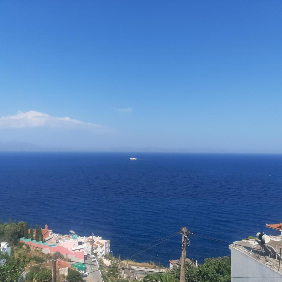 Αquaview Appartement Gythio Buitenkant foto